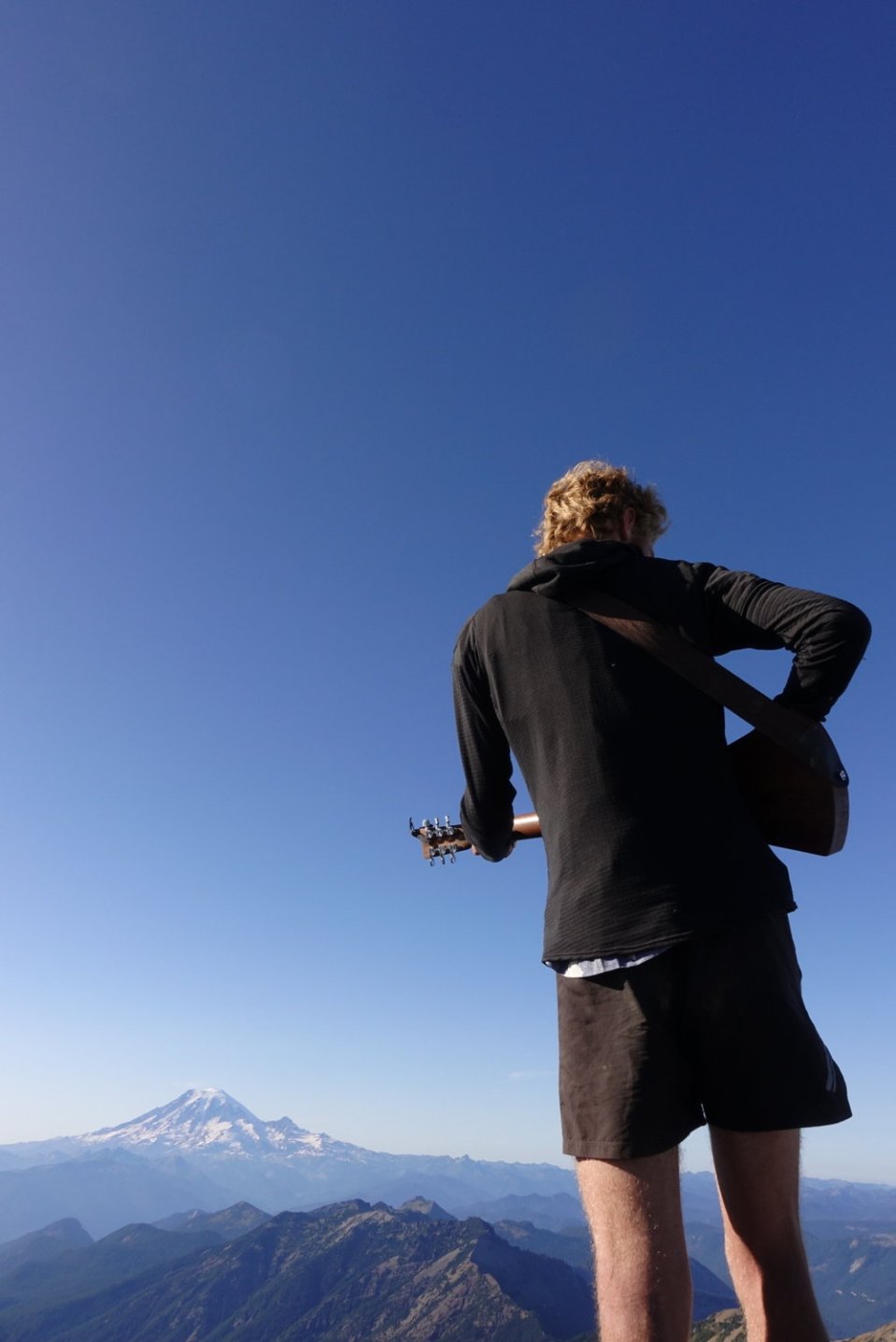  Mt. Adams again? Nope, that's Rainier. Just looking the other direction.&nbsp; 